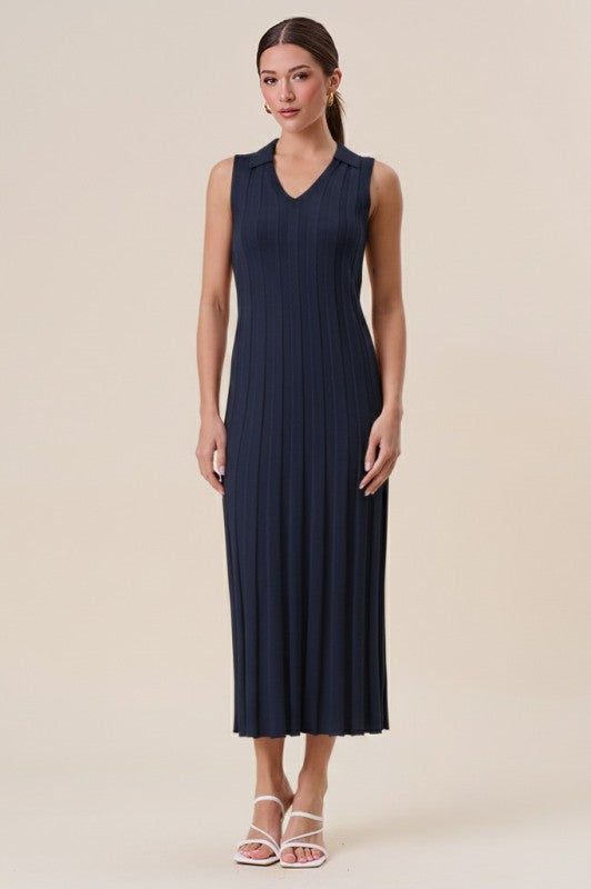 Kabura V-neck Sleeveless Knit Dress